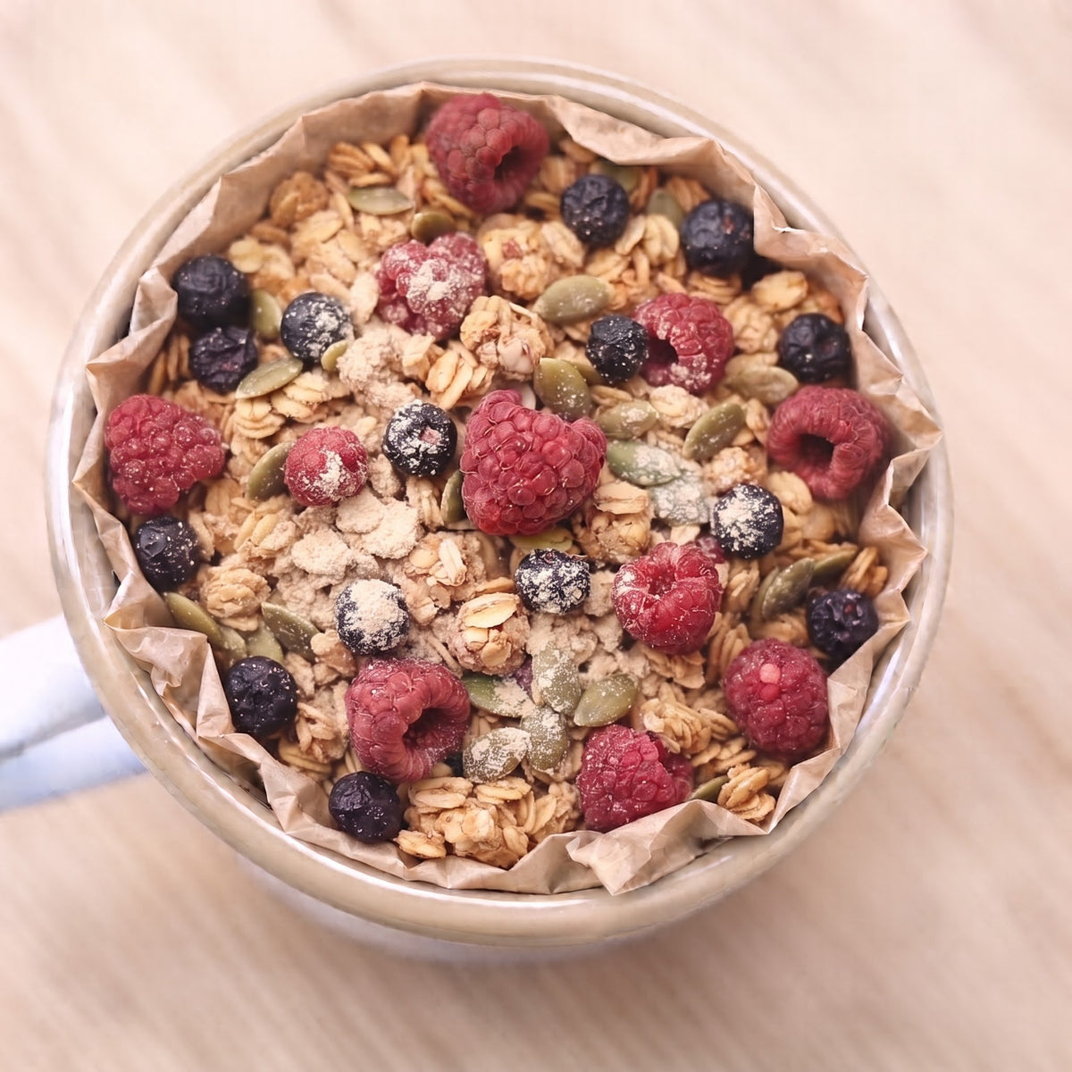 Maison Yanna — Berry Protein Crunch