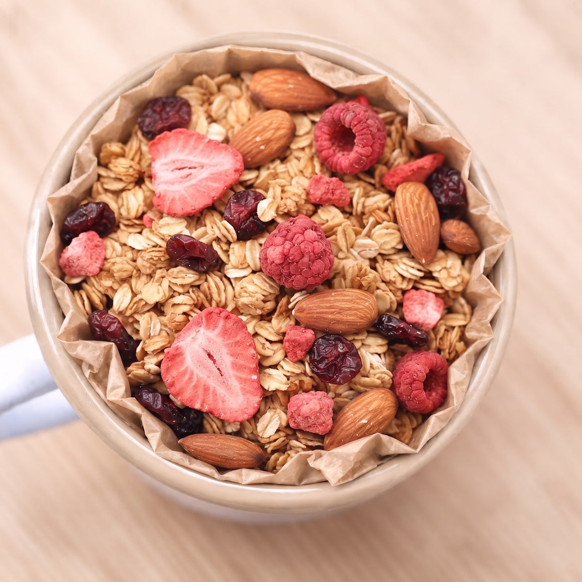Maison Yanna — Red Berry Crunch